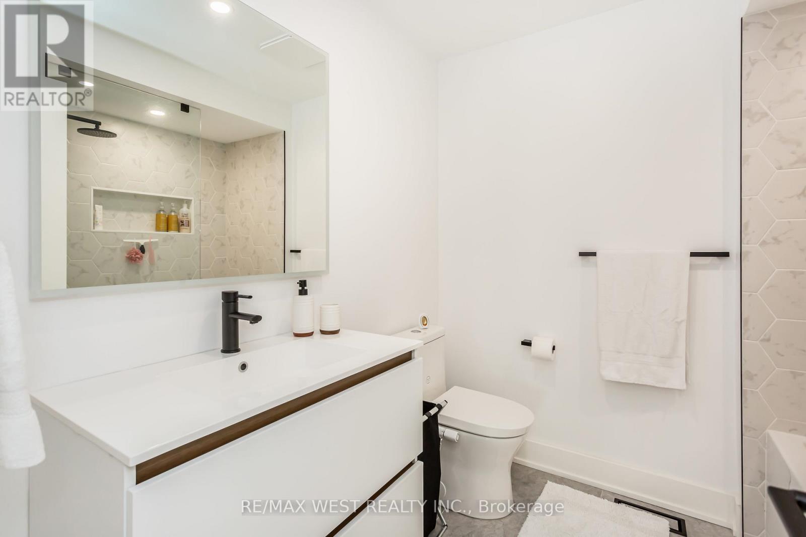 3437 Park Heights Way, Mississauga, Ontario  L5M 0V5 - Photo 36 - W13800682