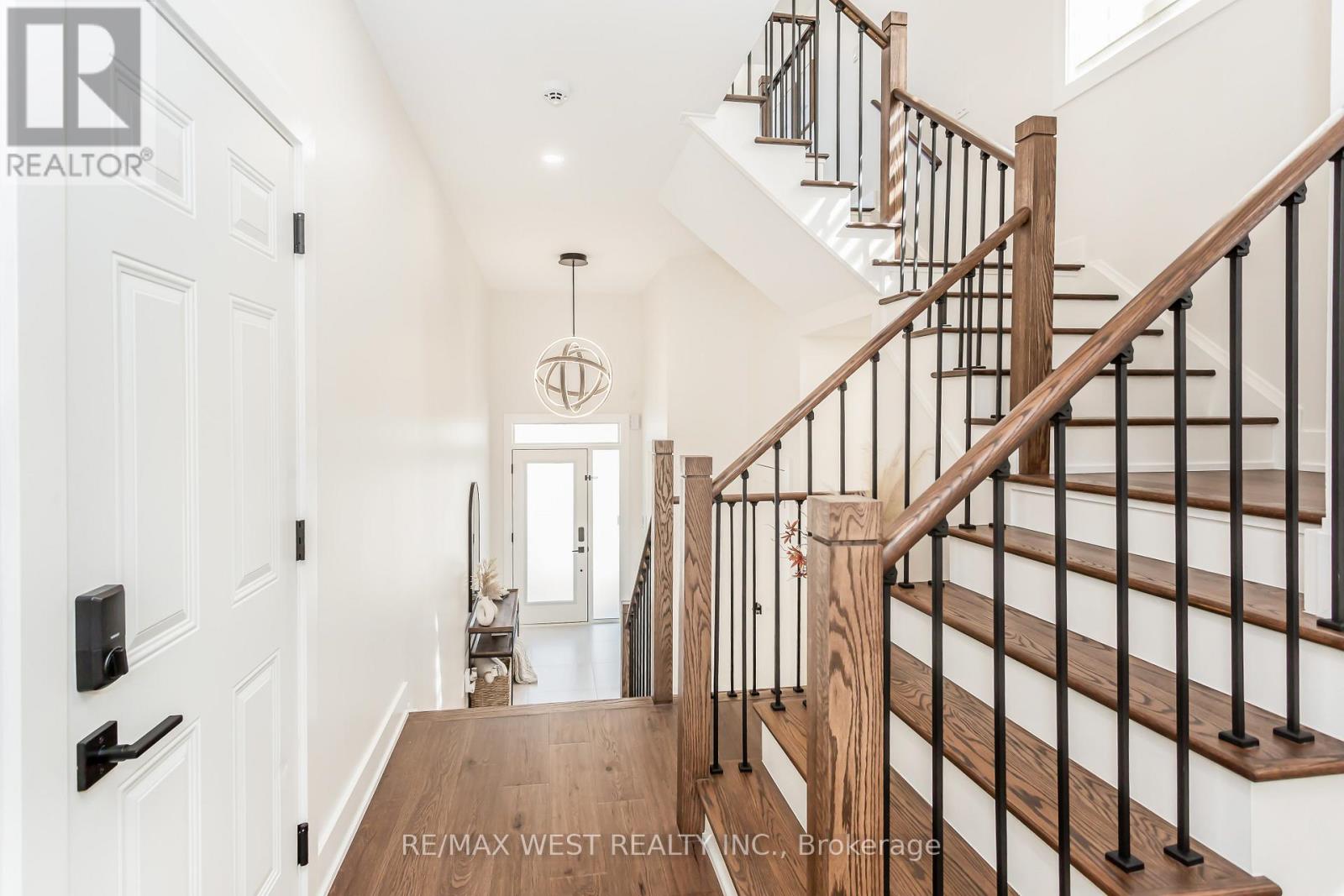 3437 Park Heights Way, Mississauga, Ontario  L5M 0V5 - Photo 6 - W13800682