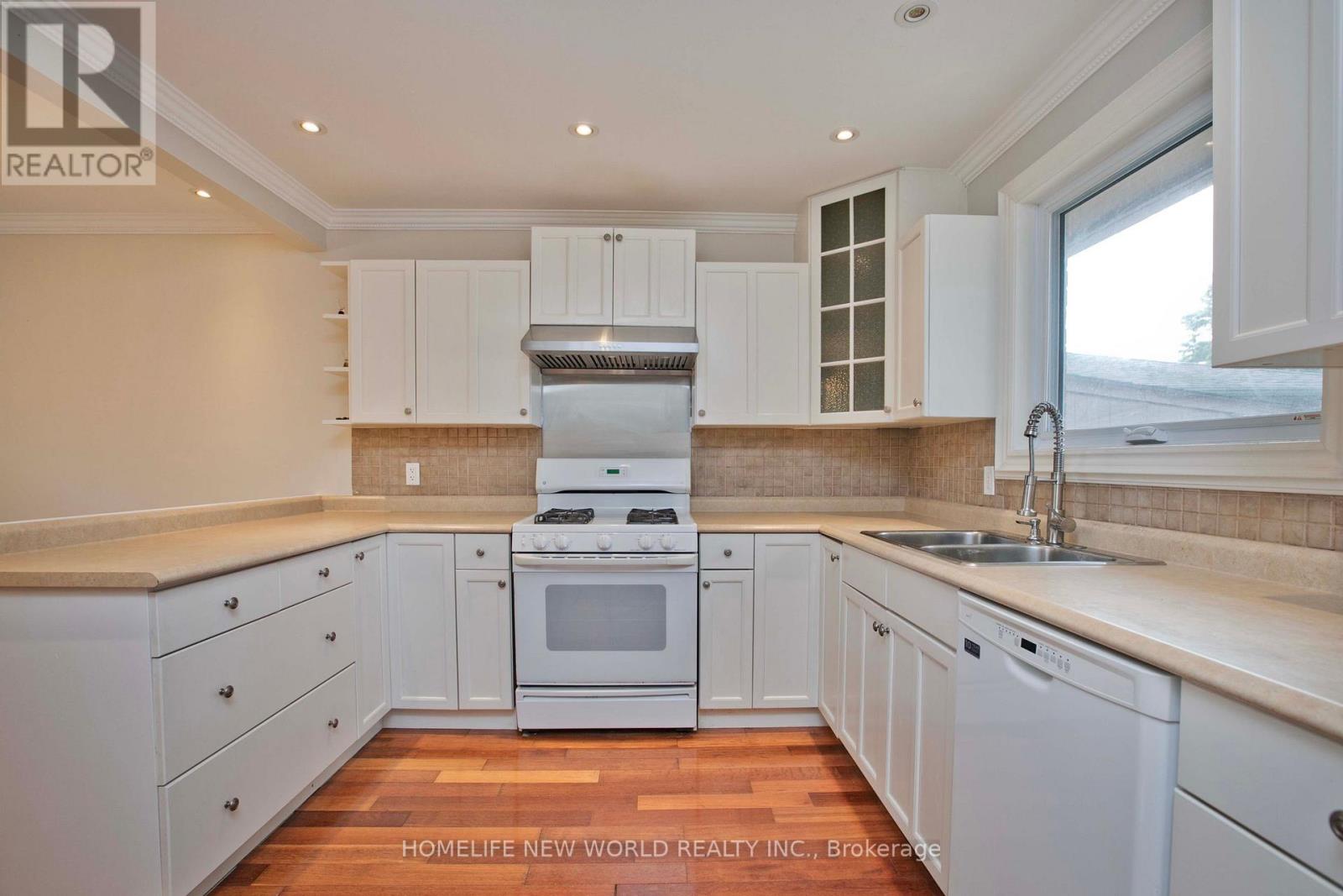 3125 Centennial Drive, Burlington, Ontario  L7M 1B8 - Photo 16 - W13800686