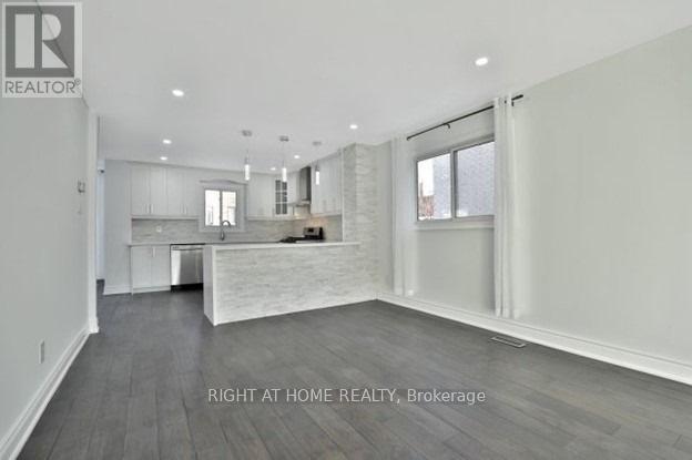 275 River Oaks Boulevard W, Oakville, Ontario  L6H 3V2 - Photo 10 - W13800694