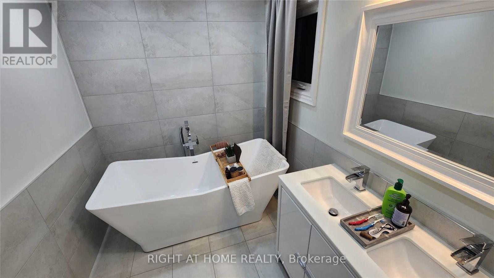 275 River Oaks Boulevard W, Oakville, Ontario  L6H 3V2 - Photo 35 - W13800694