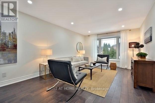 275 River Oaks Boulevard W, Oakville, Ontario  L6H 3V2 - Photo 8 - W13800694