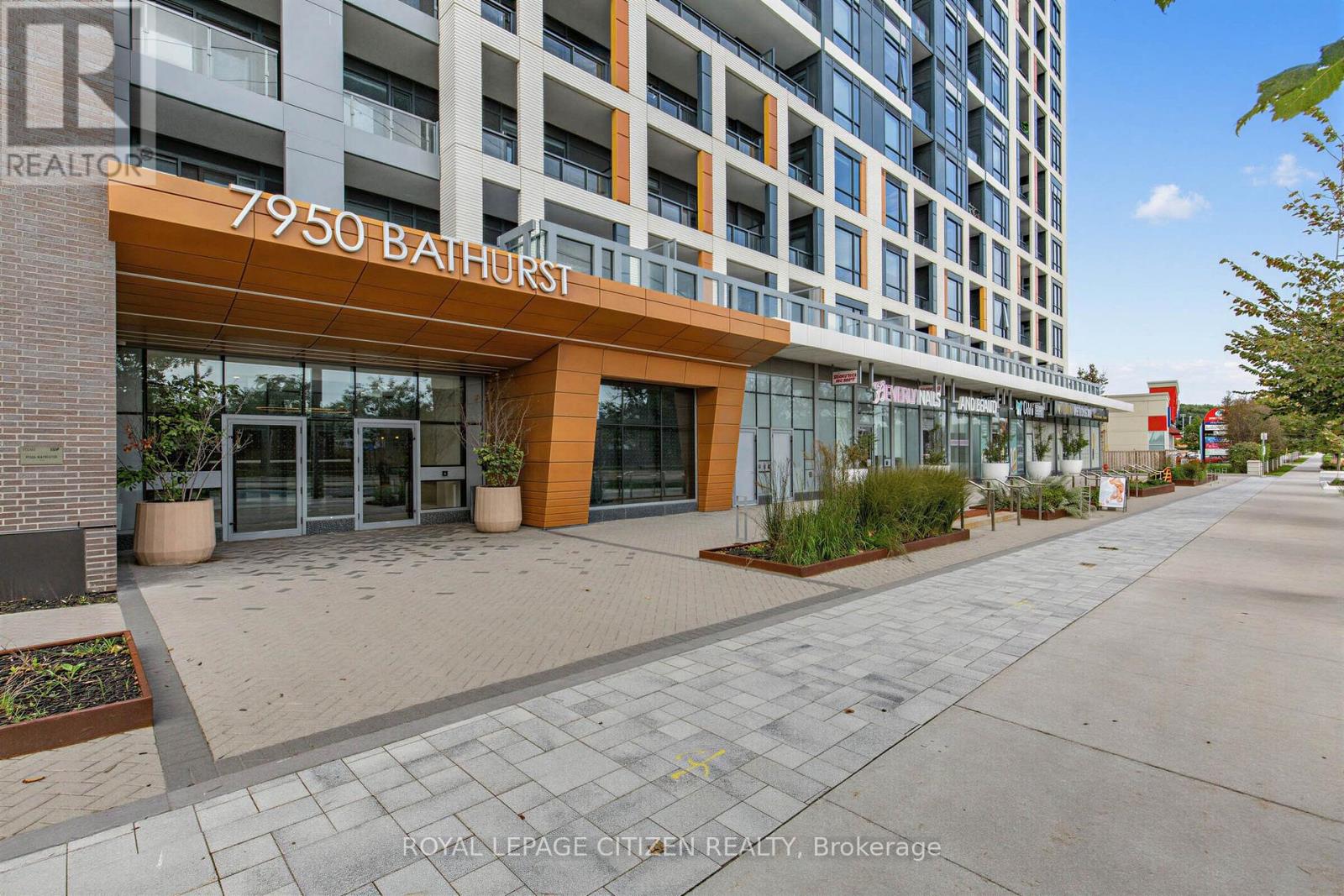 B-0103 - 7950 Bathurst Street, Vaughan, Ontario  L4J 0L4 - Photo 2 - N13798424