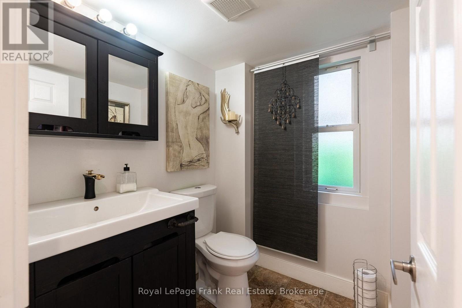 6254 Russell Street, Niagara Falls, Ontario  L2J 1P1 - Photo 20 - X13800158