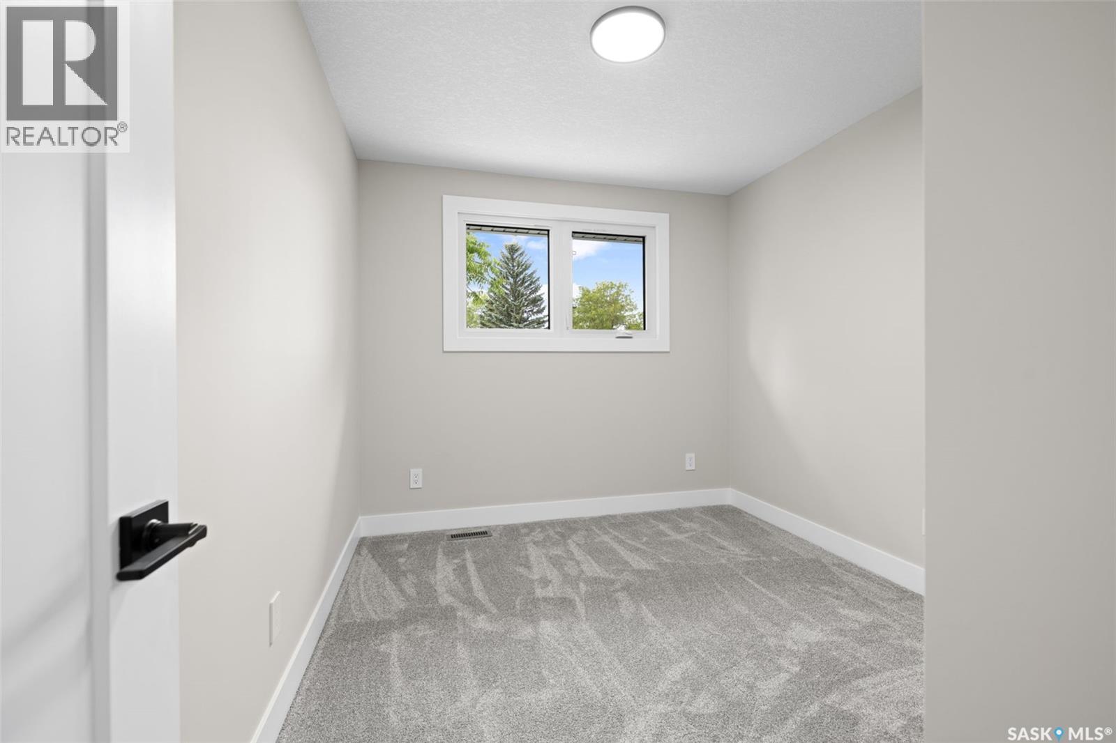 10 Selkirk Crescent, Regina, Saskatchewan  S4S 6J4 - Photo 27 - SK048720