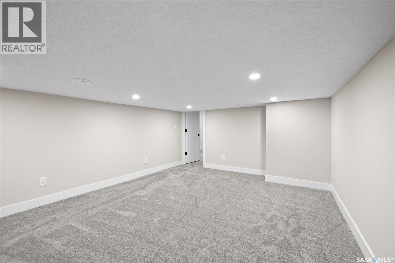 10 Selkirk Crescent, Regina, Saskatchewan  S4S 6J4 - Photo 45 - SK048720