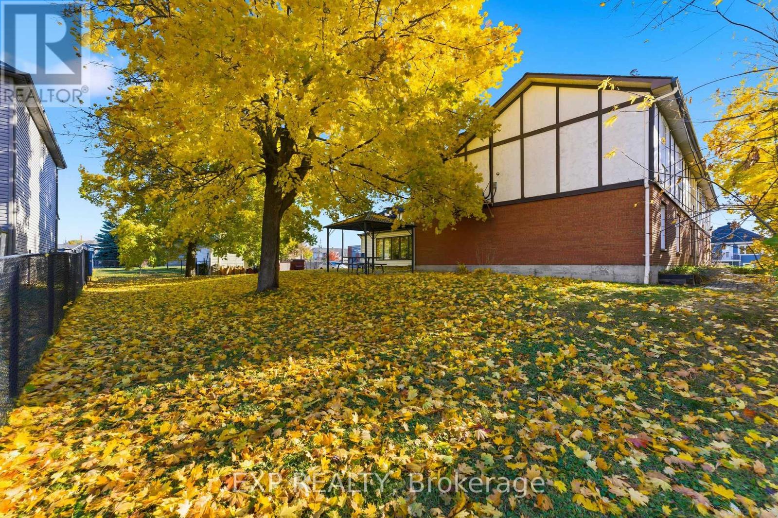 2526 Laurier Street, Clarence-Rockland, Ontario  K4K 1B1 - Photo 4 - X13800816