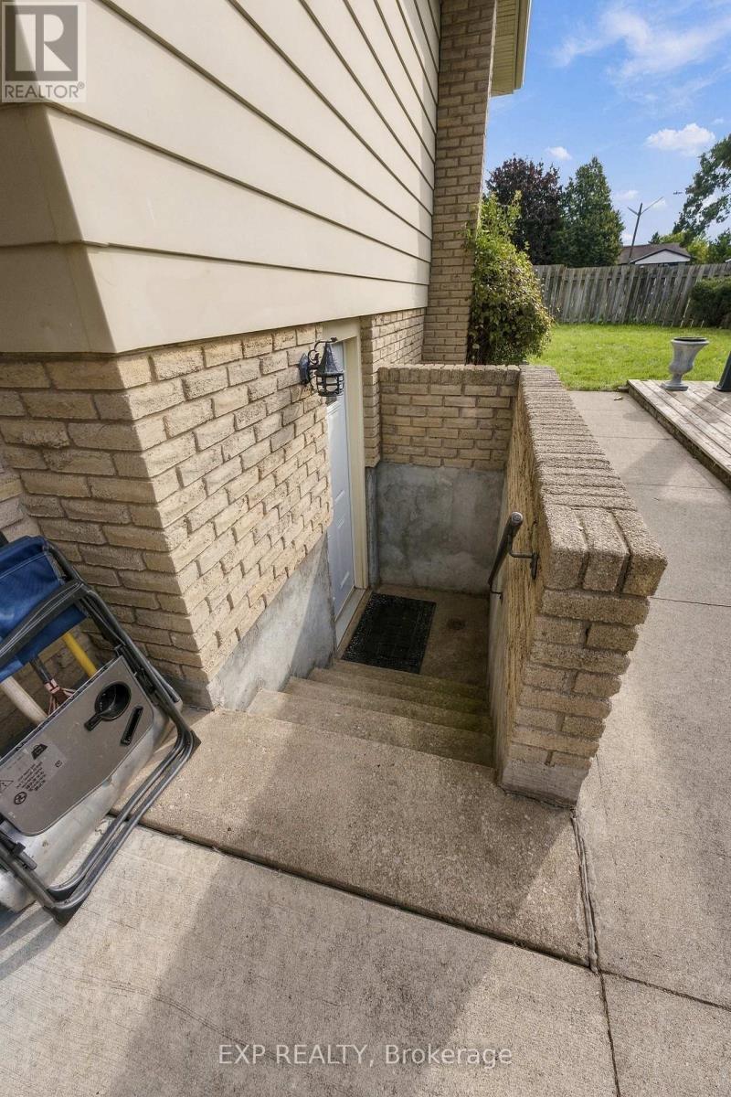 7 Roehampton Avenue, St. Catharines, Ontario  L2M 7K9 - Photo 23 - X13800826