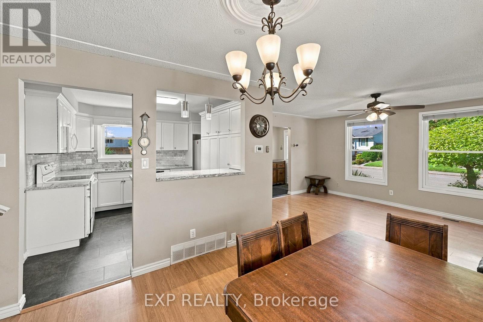 7 Roehampton Avenue, St. Catharines, Ontario  L2M 7K9 - Photo 9 - X13800826