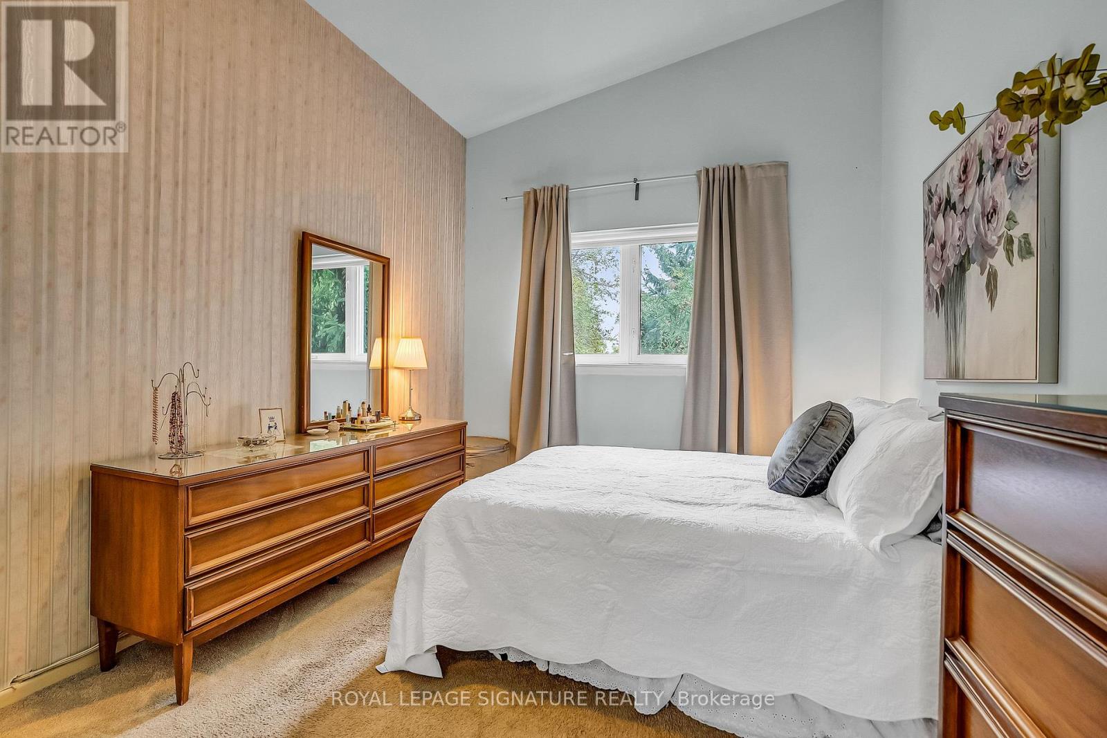 32 Northey Drive, Toronto, Ontario  M2L 2S9 - Photo 14 - C13800822