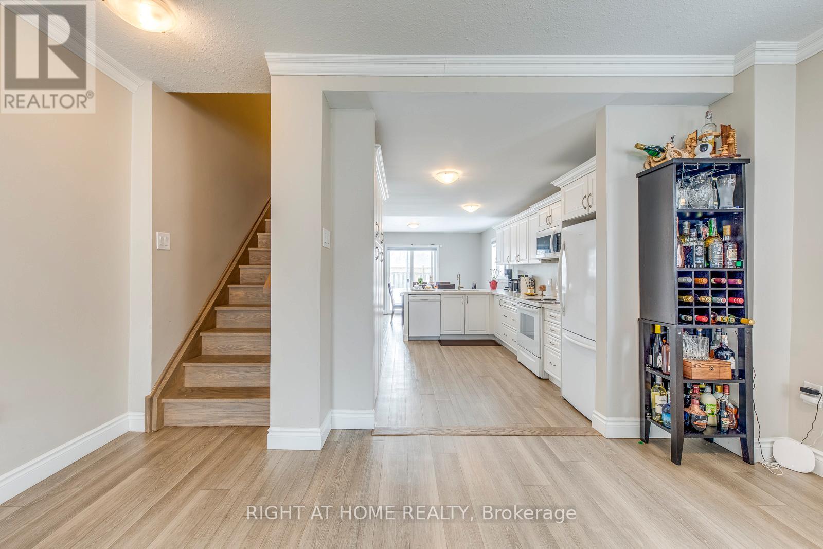 30 Brighton Road, Barrie (Georgian Drive), Ontario  L4M 6S4 - Photo 20 - S13800844