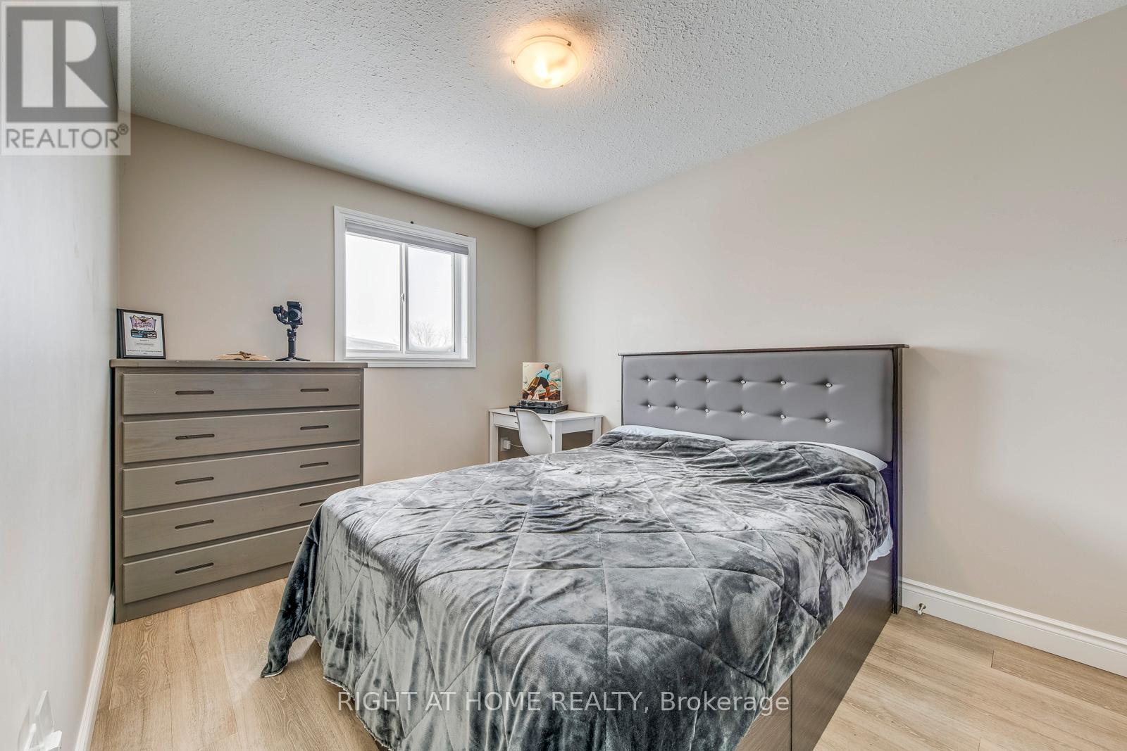 30 Brighton Road, Barrie (Georgian Drive), Ontario  L4M 6S4 - Photo 25 - S13800844