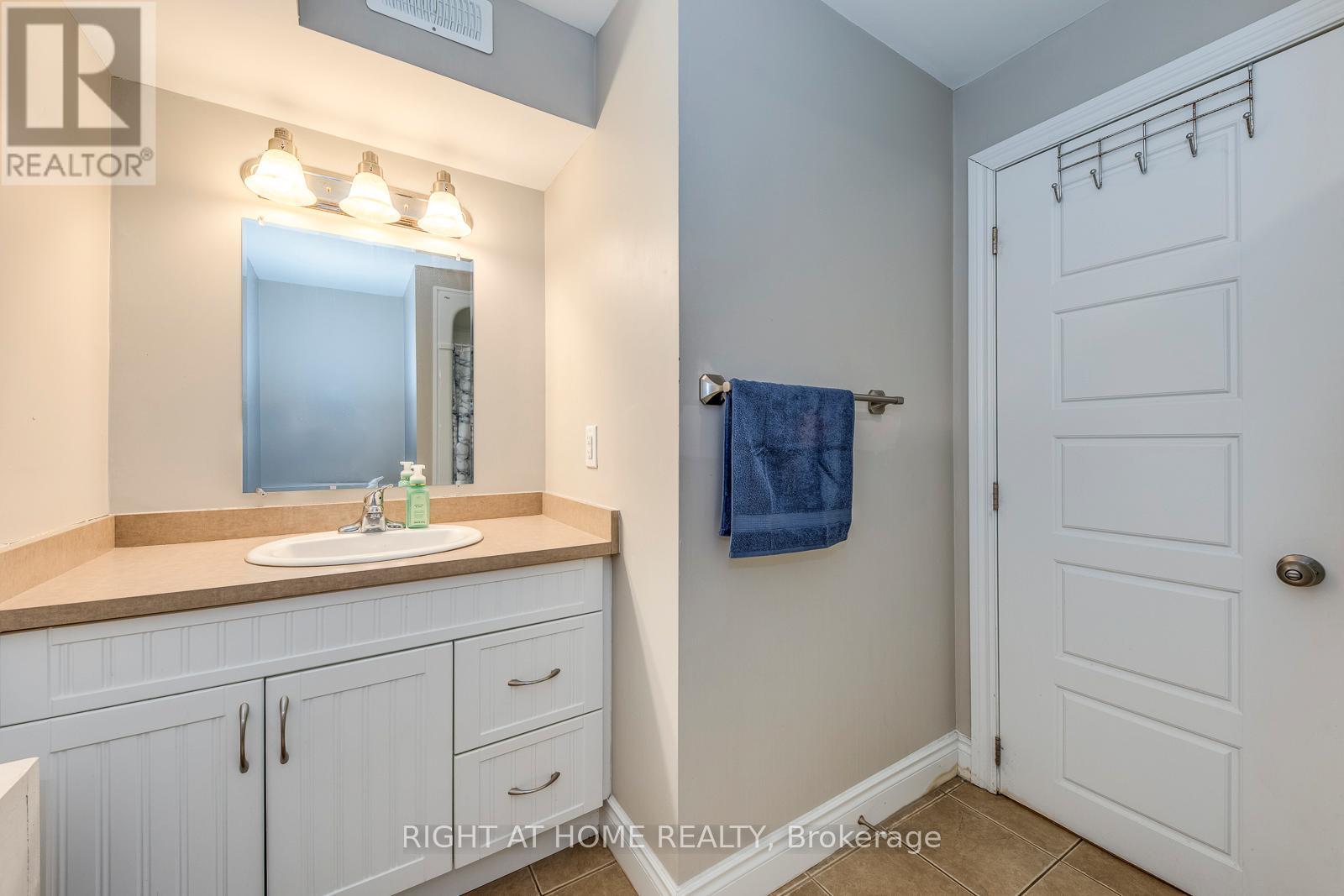 30 Brighton Road, Barrie (Georgian Drive), Ontario  L4M 6S4 - Photo 35 - S13800844