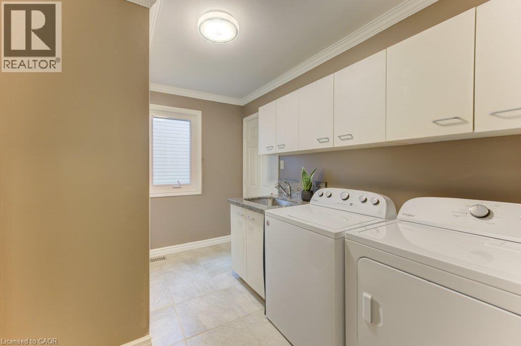 546 Sandbrooke Court, Waterloo, Ontario  N2T 2H4 - Photo 30 - 40864298