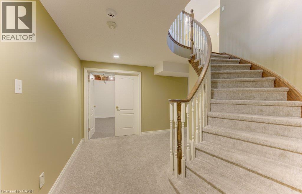 546 Sandbrooke Court, Waterloo, Ontario  N2T 2H4 - Photo 43 - 40864298