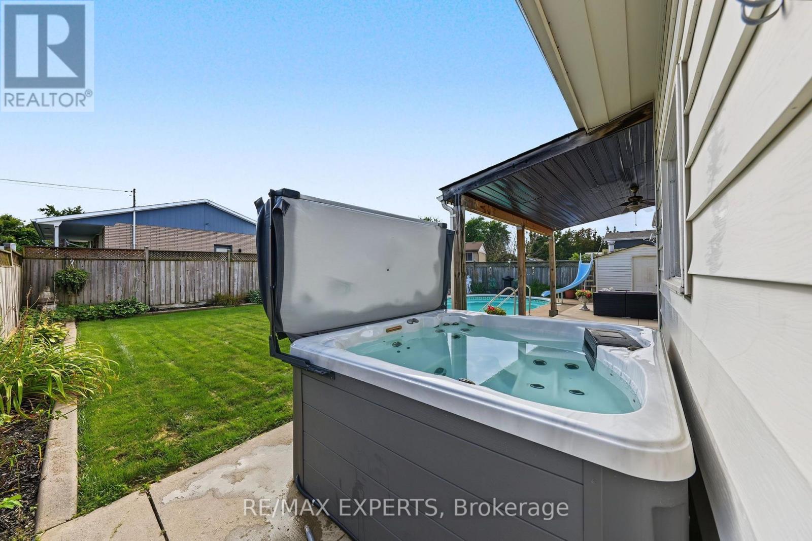 79 Olive Street, Grimsby, Ontario  L3M 2C6 - Photo 45 - X13800852