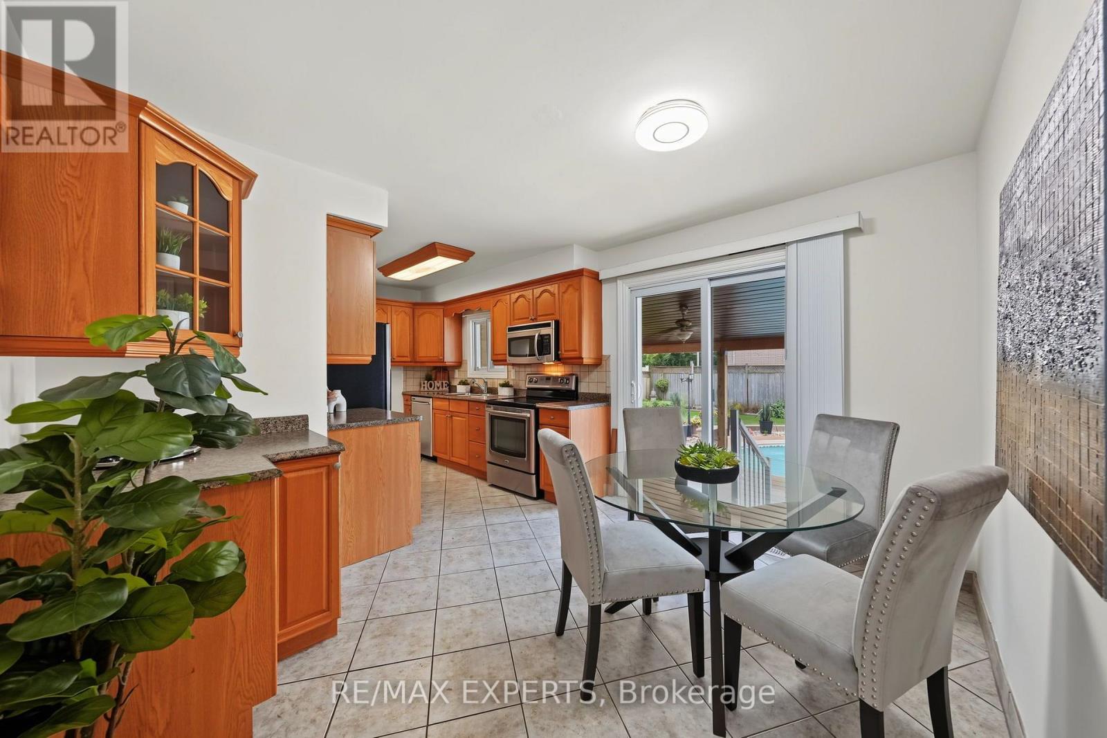 79 Olive Street, Grimsby, Ontario  L3M 2C6 - Photo 9 - X13800852