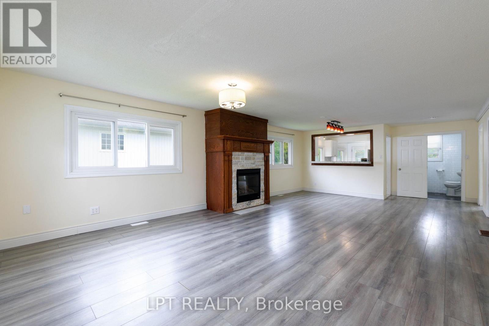 837 Montsell Avenue, Georgina, Ontario  L0E 1S0 - Photo 12 - N13795332