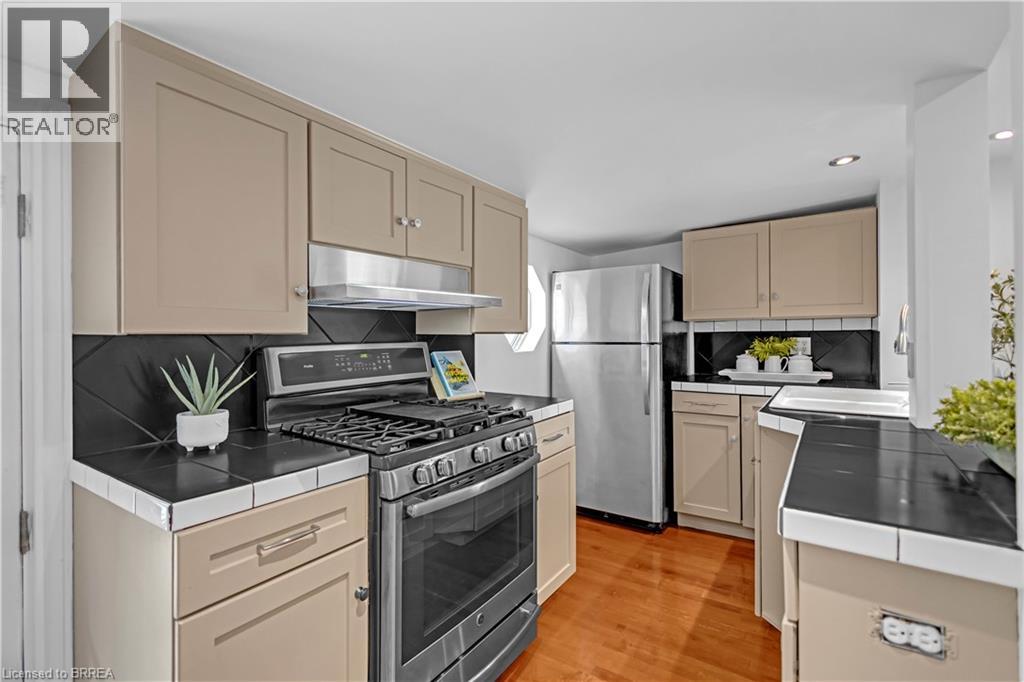 79 Oak Street, Simcoe, Ontario  N3Y 3J9 - Photo 8 - 40861627