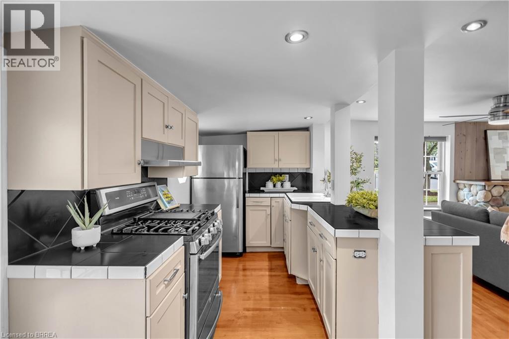 79 Oak Street, Simcoe, Ontario  N3Y 3J9 - Photo 9 - 40861627