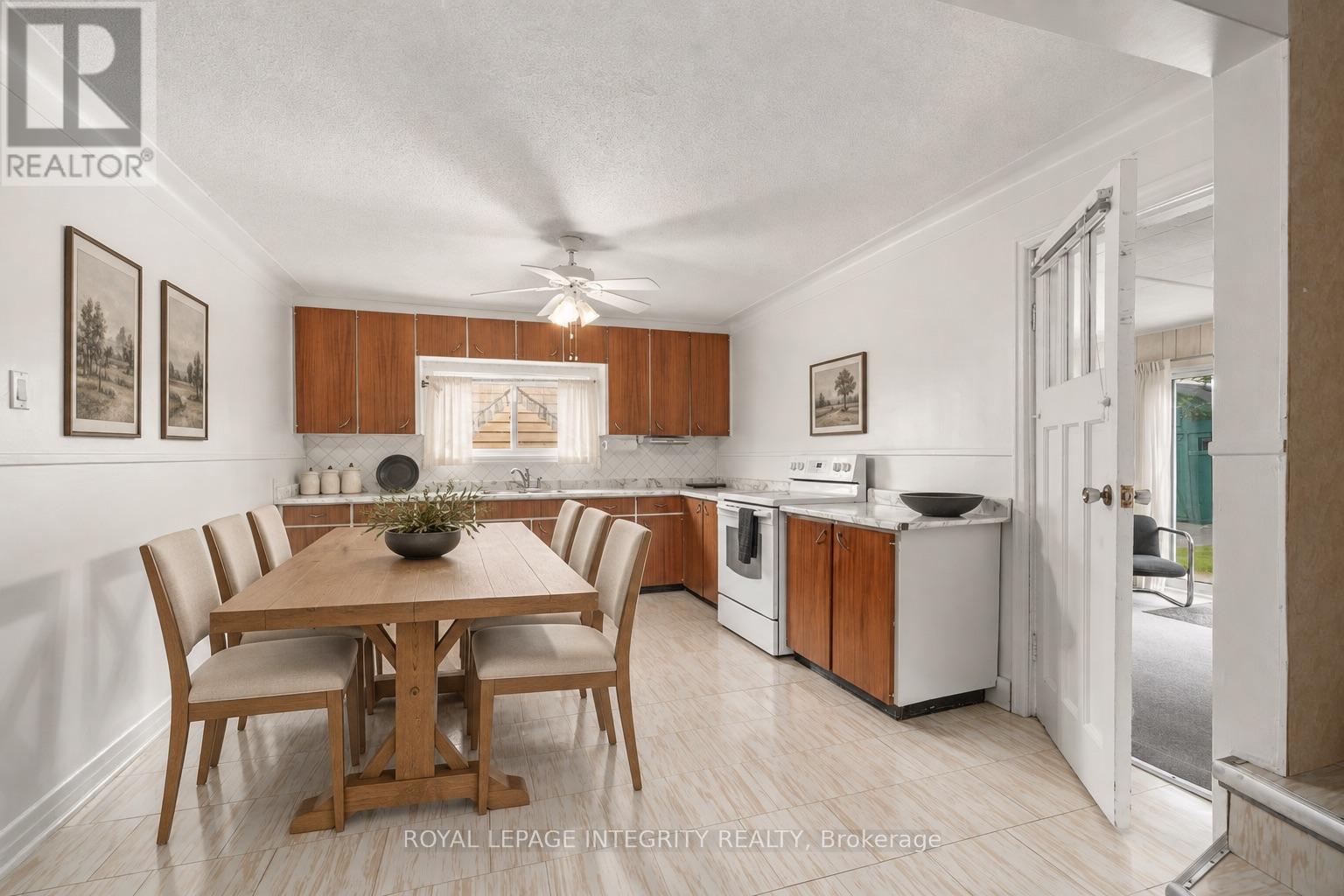 1081 Kenaston Street, Ottawa, Ontario  K1B 3P8 - Photo 16 - X13728202