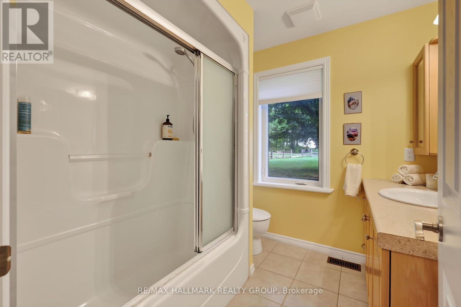 765 Scheel Drive, Mcnab/braeside, Ontario  K7S 3G8 - Photo 17 - X13797978