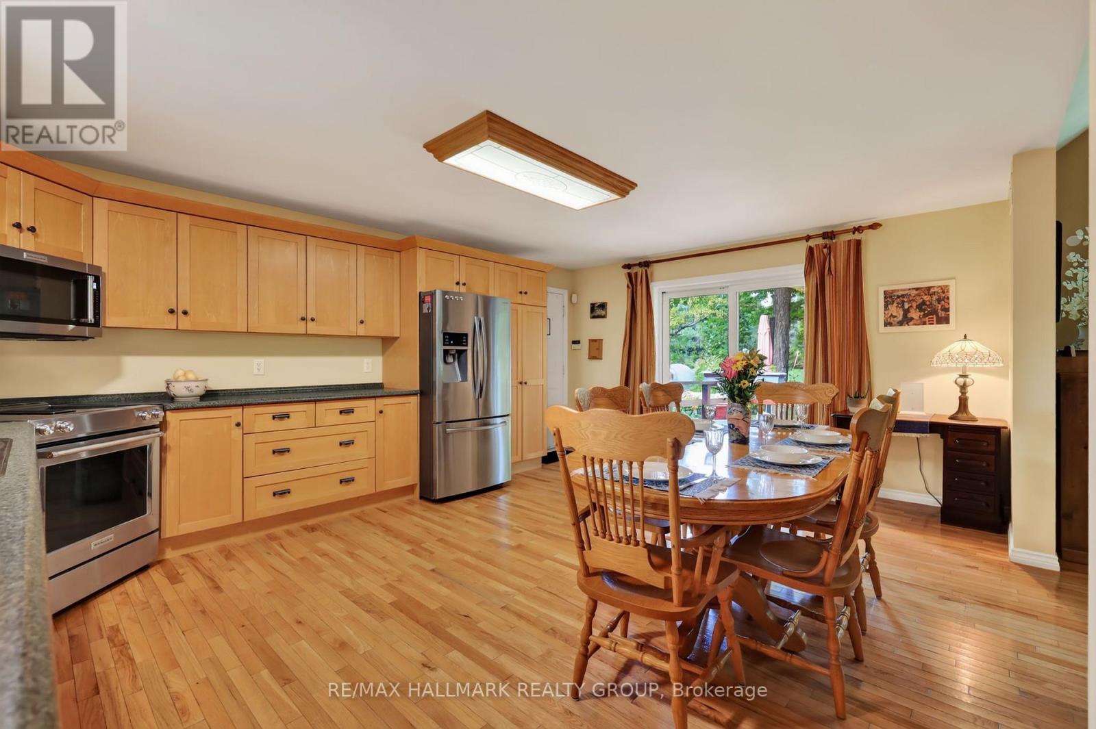 765 Scheel Drive, Mcnab/braeside, Ontario  K7S 3G8 - Photo 10 - X13797978