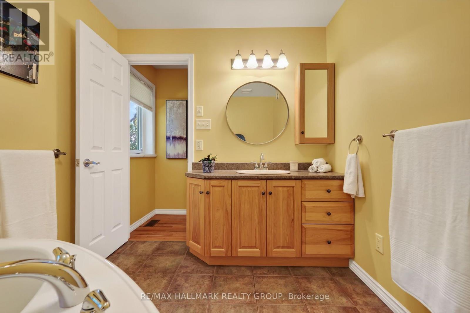 765 Scheel Drive, Mcnab/braeside, Ontario  K7S 3G8 - Photo 25 - X13797978