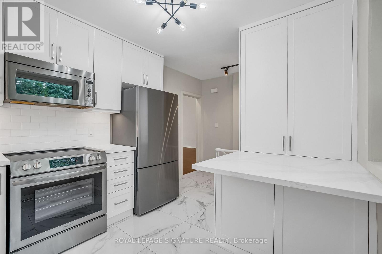 155 Three Valleys Drive, Toronto, Ontario  M3A 3C1 - Photo 14 - C13800884