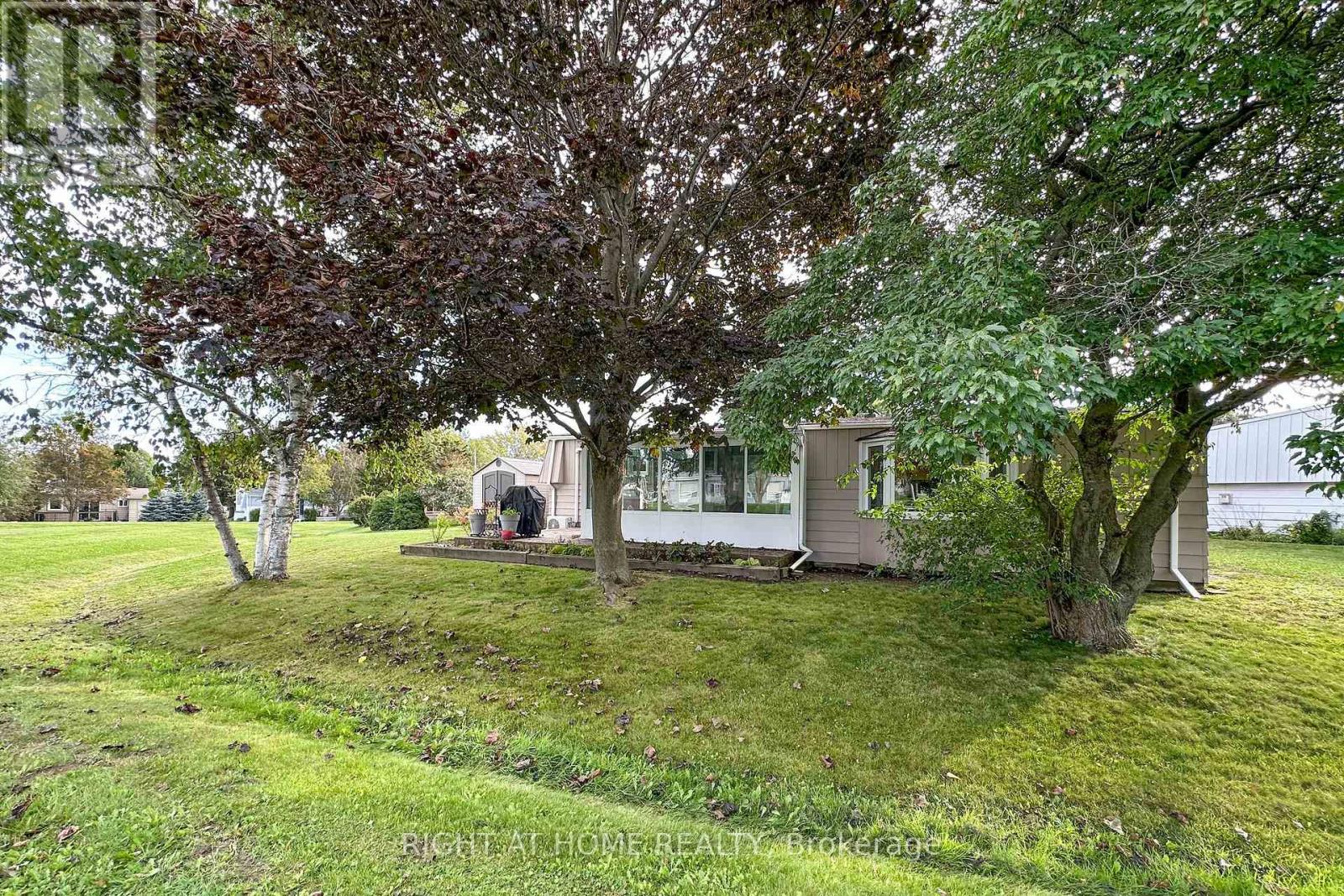 13 Cornerbrook Court, Clarington, Ontario  L1B 1B7 - Photo 29 - E13800880