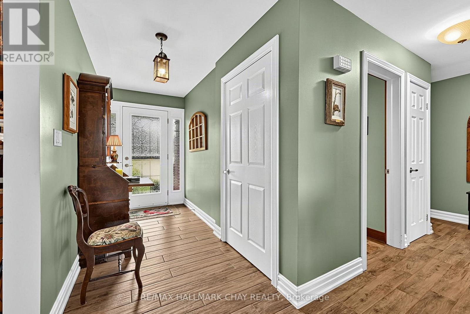 20 Rodcliff Road, New Tecumseth (Tottenham), Ontario  L0G 1W0 - Photo 13 - N13800864