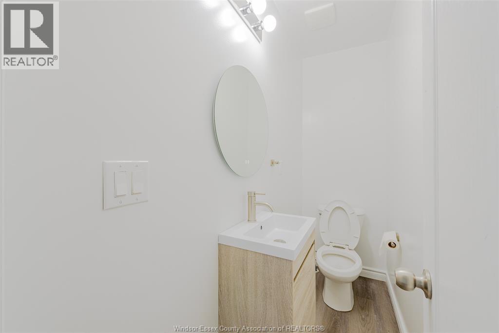 941 Cataraqui, Windsor, Ontario  N9A 3P7 - Photo 13 - 26022972