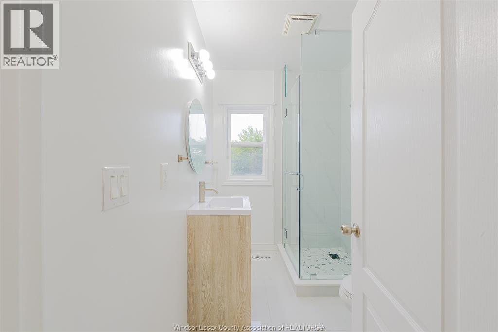 941 Cataraqui, Windsor, Ontario  N9A 3P7 - Photo 24 - 26022972