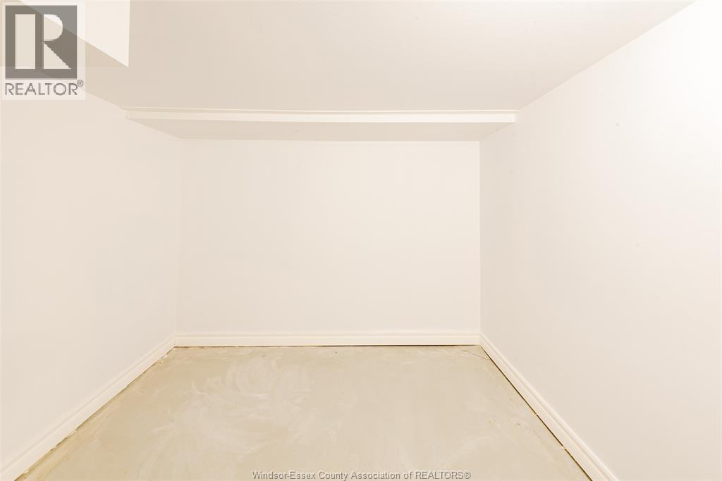 941 Cataraqui, Windsor, Ontario  N9A 3P7 - Photo 28 - 26022972