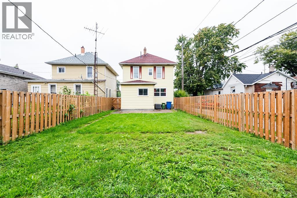 941 Cataraqui, Windsor, Ontario  N9A 3P7 - Photo 35 - 26022972