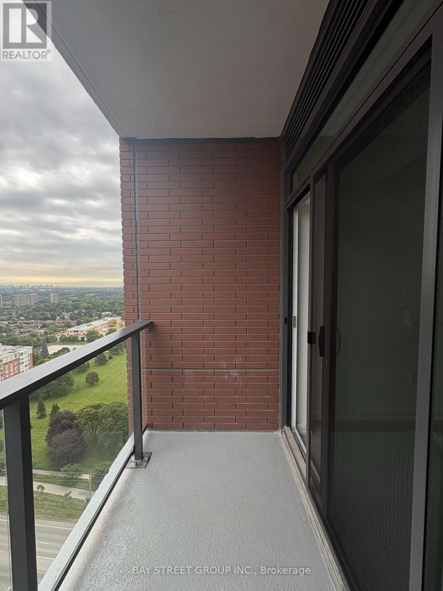 2322 - 4010 Eglinton Avenue W, Toronto, Ontario  M9A 0G5 - Photo 11 - W13800862