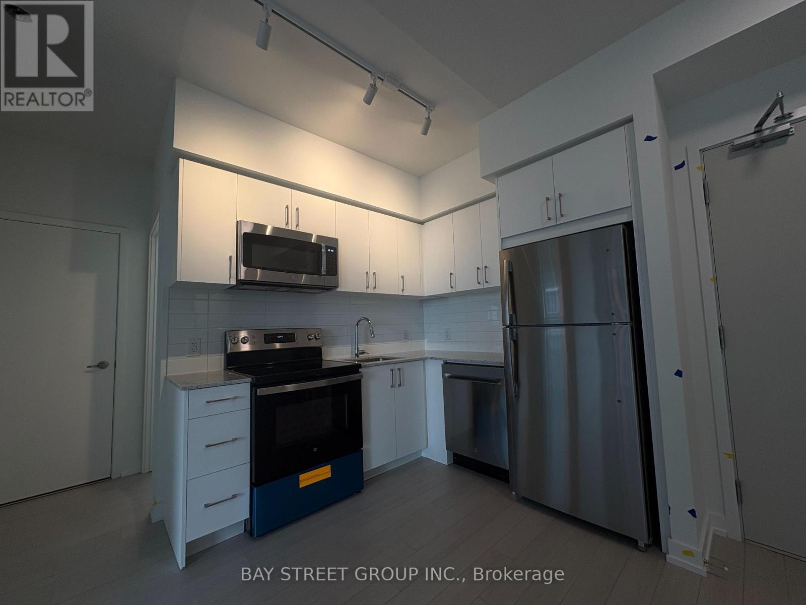 2322 - 4010 Eglinton Avenue W, Toronto, Ontario  M9A 0G5 - Photo 5 - W13800862