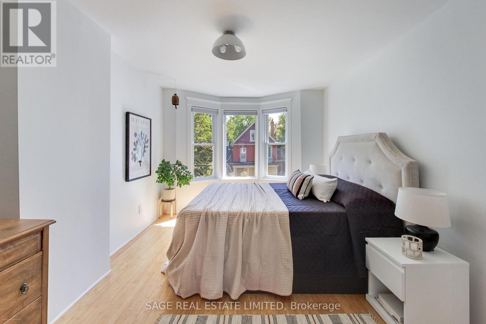 4 Dingwall Avenue, Toronto, Ontario  M4K 1H1 - Photo 25 - E13783568