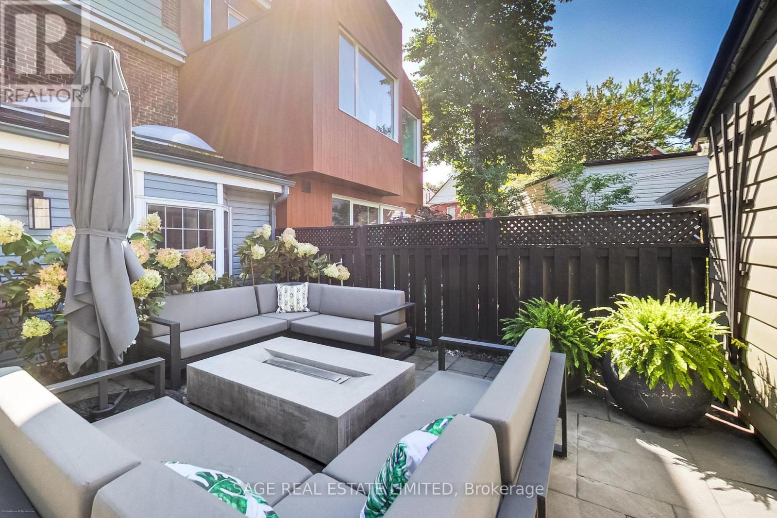 4 Dingwall Avenue, Toronto, Ontario  M4K 1H1 - Photo 43 - E13783568
