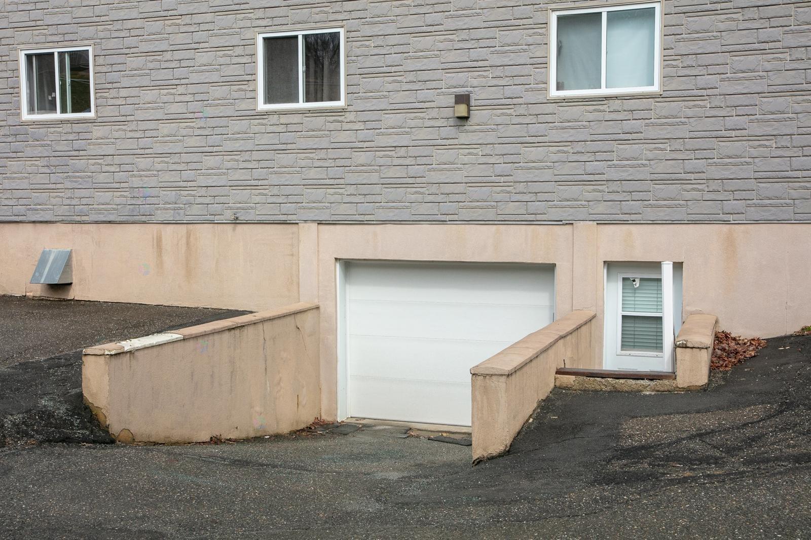 1174 Rue des Quatre-Saisons Sherbrooke (Fleurimont) Quebec Canada J1E4K6 5