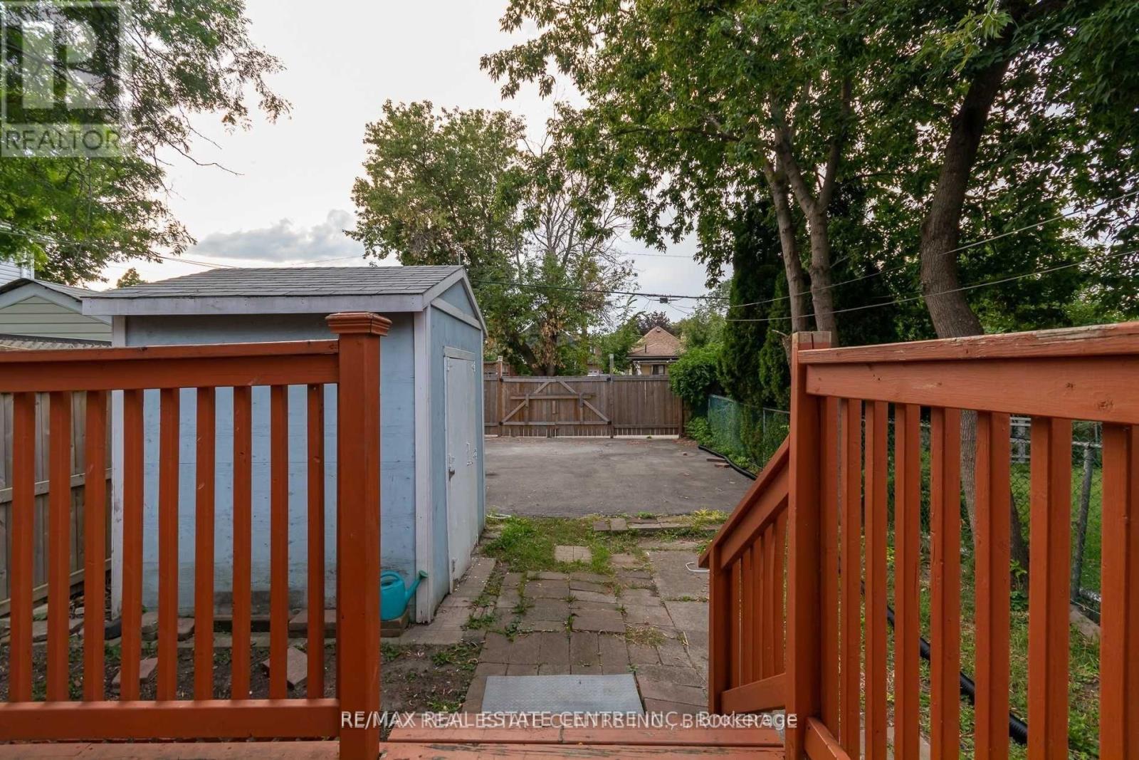 295 Strathearn Avenue, Hamilton, Ontario  L8H 5K8 - Photo 13 - X13800870