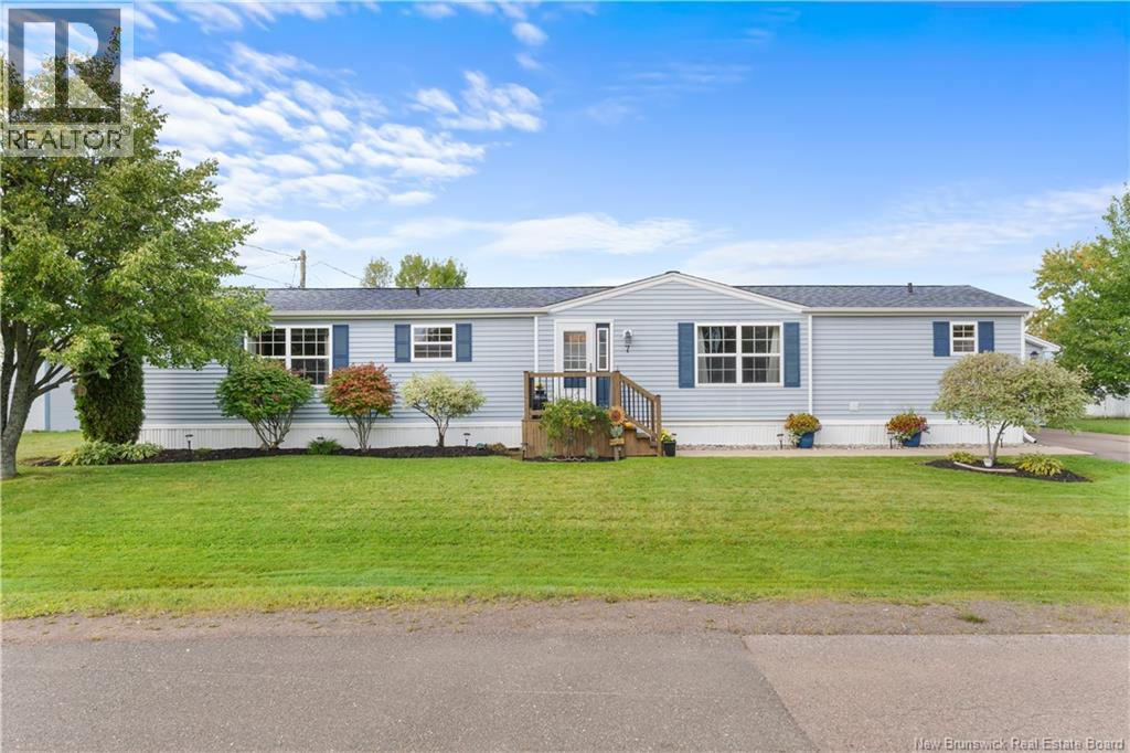7 Perilla Street, Moncton, New Brunswick  E1H 2Z1 - Photo 2 - NB148042