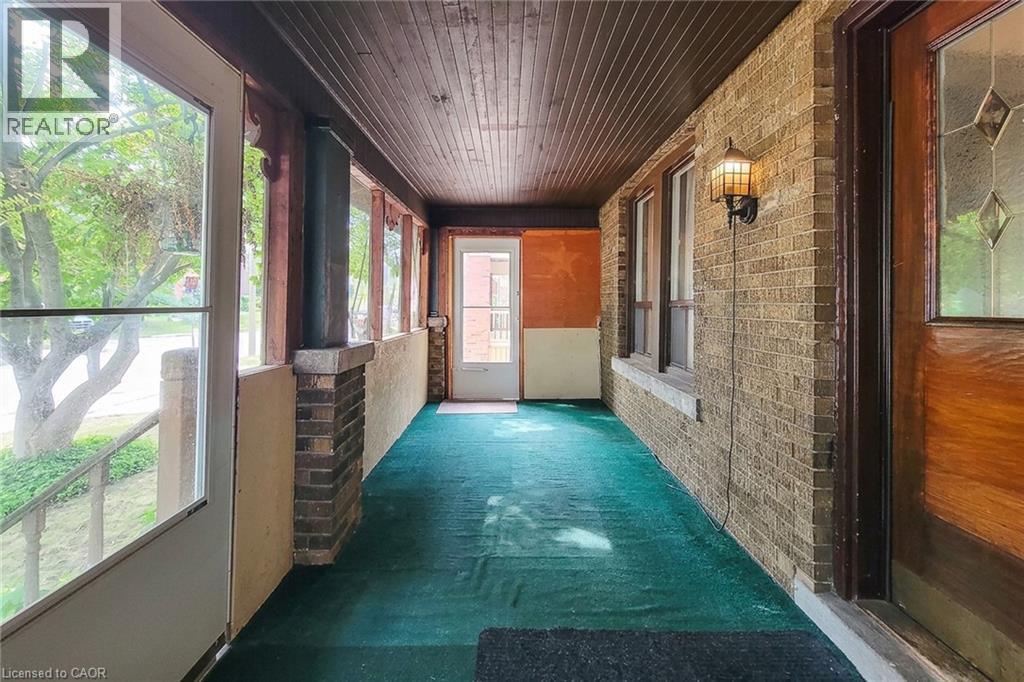 12 Leinster Avenue S, Hamilton, Ontario  L8M 3A1 - Photo 4 - 40861676