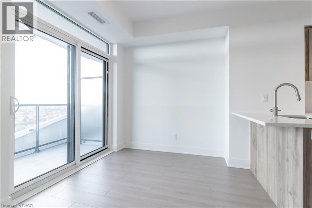 25 Wellington Street S Unit# 3204, Kitchener, Ontario  N2G 0G5 - Photo 11 - 40863765