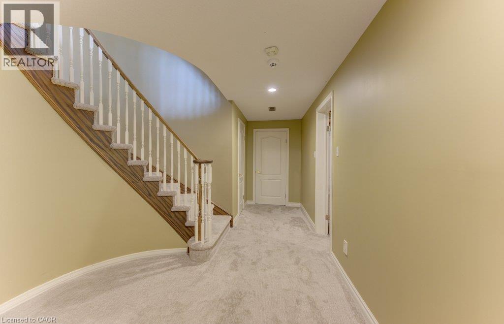 546 Sandbrooke Court, Waterloo, Ontario  N2T 2H4 - Photo 44 - 40864298