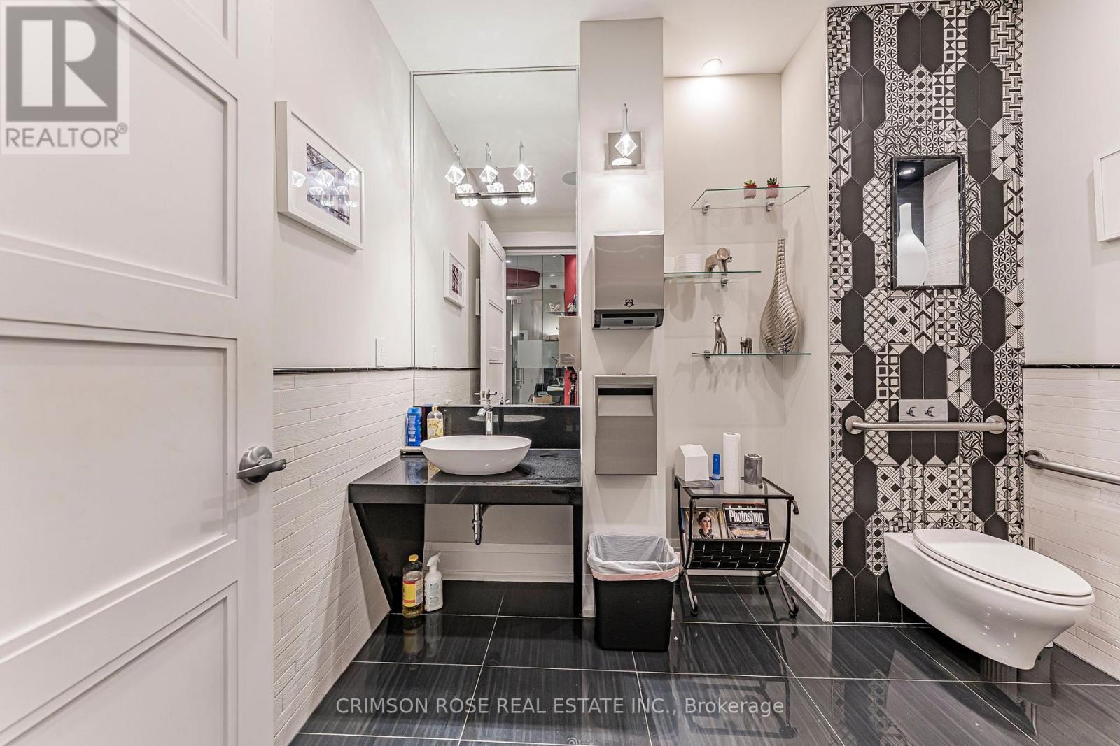 4 - 217 Speers Road, Oakville, Ontario  L6K 0J3 - Photo 14 - W13800526