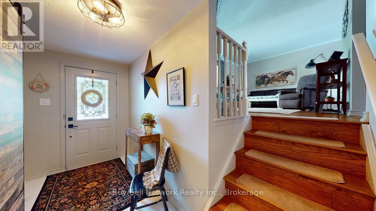 2255 Denure Drive, Peterborough, Ontario  K9K 2G3 - Photo 3 - X13800972