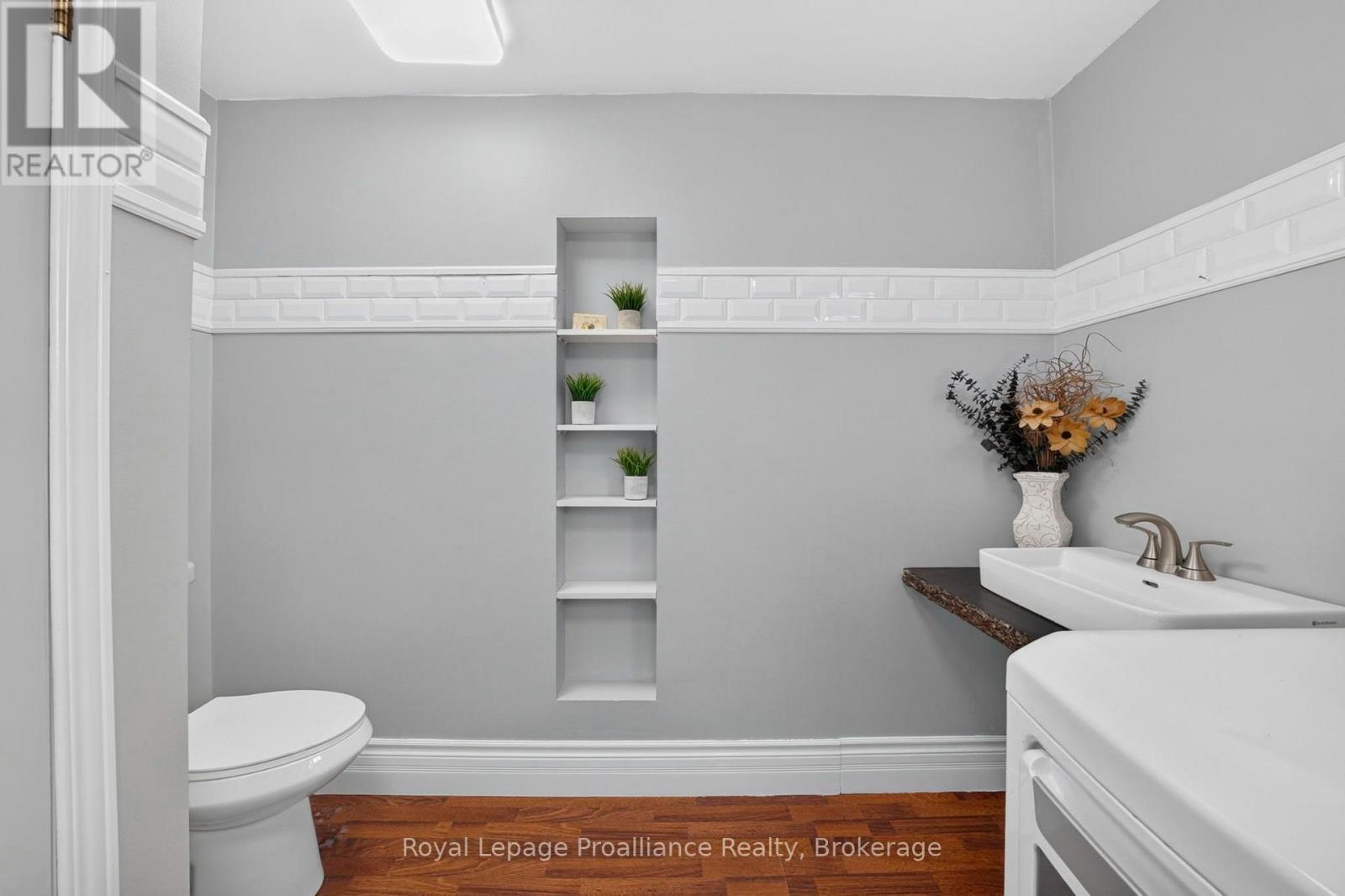 346 Gore Road, Prince Edward County, Ontario  K0K 1L0 - Photo 17 - X13800996