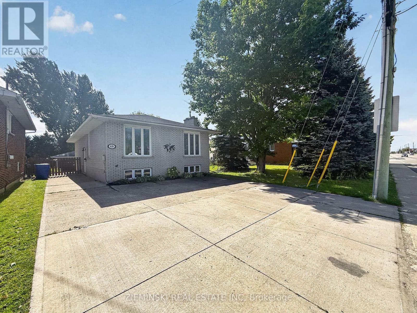 69 Jubilee Avenue W, Timmins, Ontario  P4N 4M7 - Photo 1 - T13800980