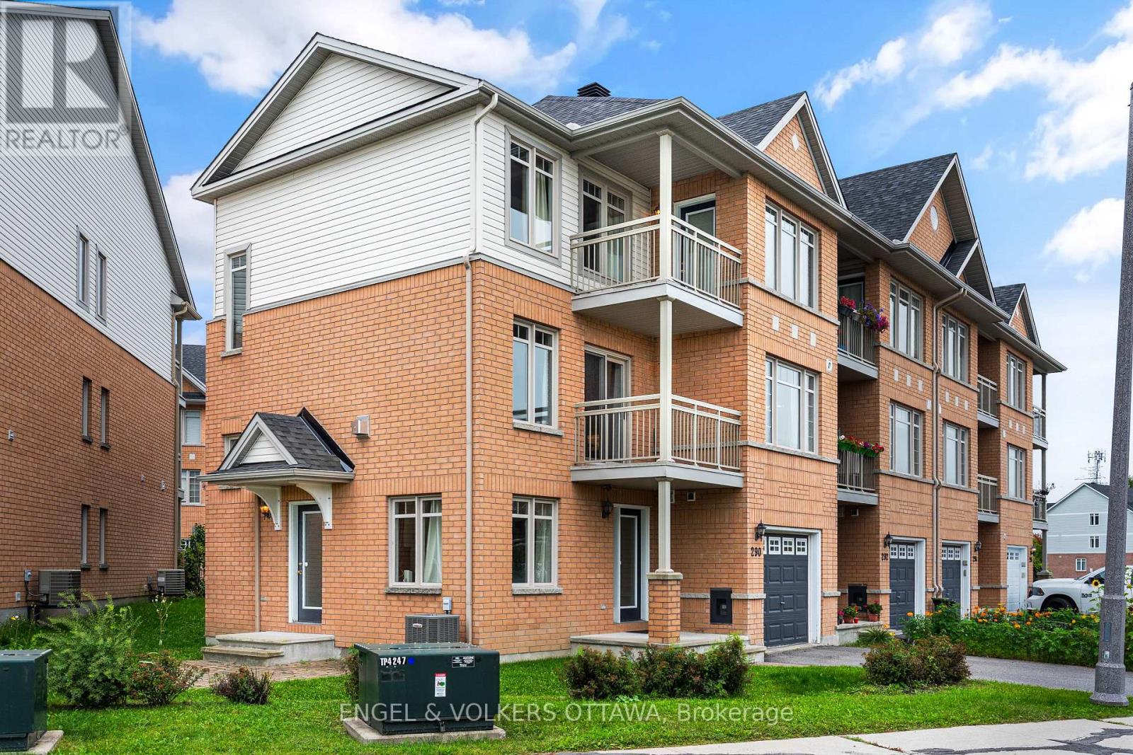 290 Citiplace Drive N, Ottawa, Ontario  K2E 0A7 - Photo 2 - X13801008